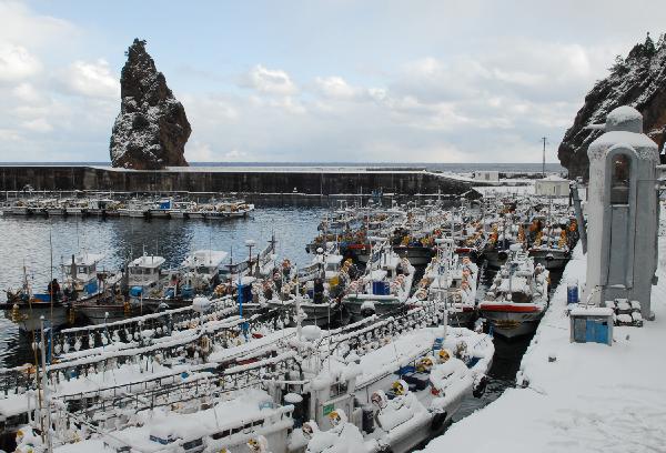 地球の島めぐり_韓国_鬱陵島_冬のチョドン港-冬景色の写真は全て文化観光化の撮影