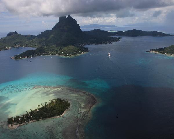 フランス領　タヒチ　ボラボラ島